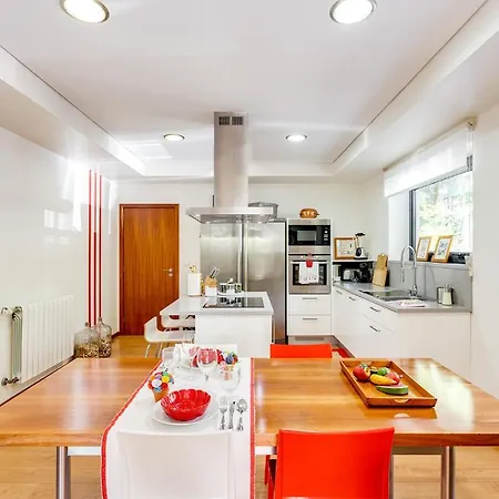 Villa 271 Caminha