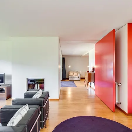 271 Villa