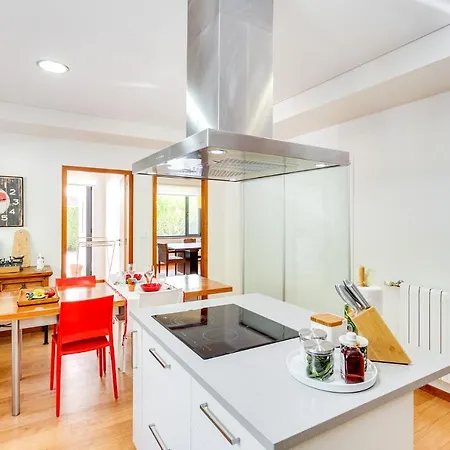 Villa 271 *