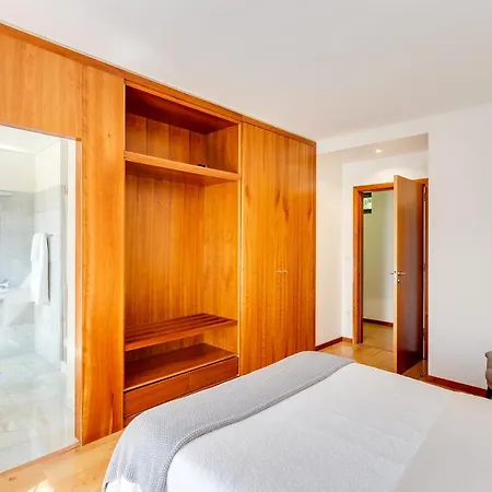 271 Villa *