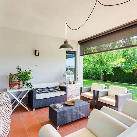Villa 271 *