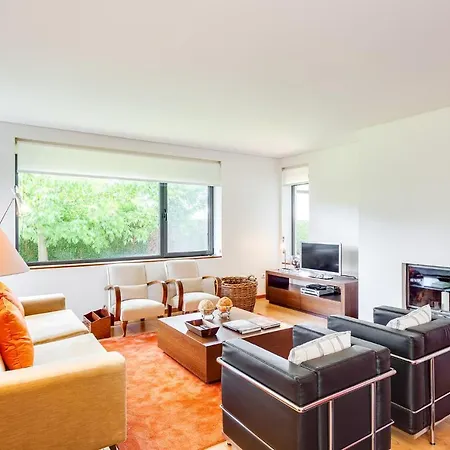 Villa 271 *